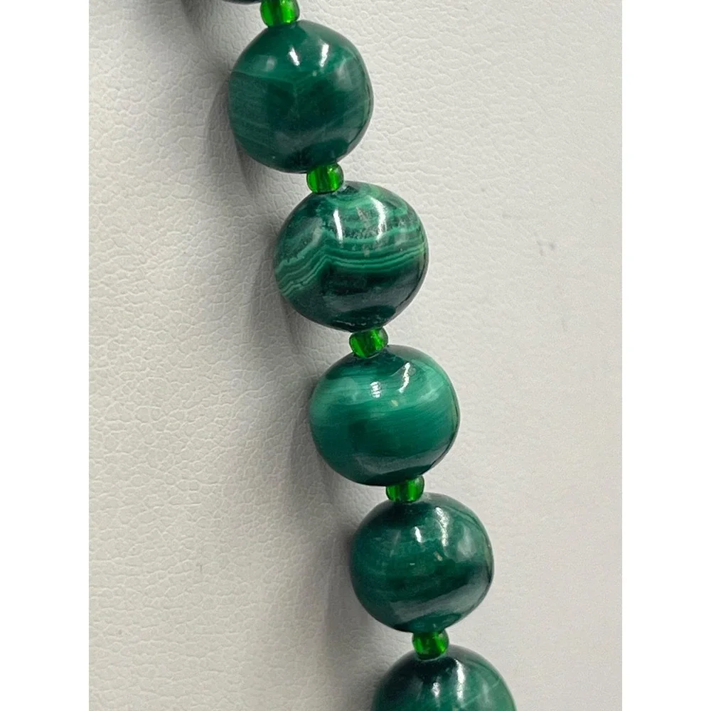 Malachite Vibrant Green with Banding Graduated Round Polished Beaded Necklace‎
